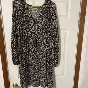 Black multicolor dress with pockets